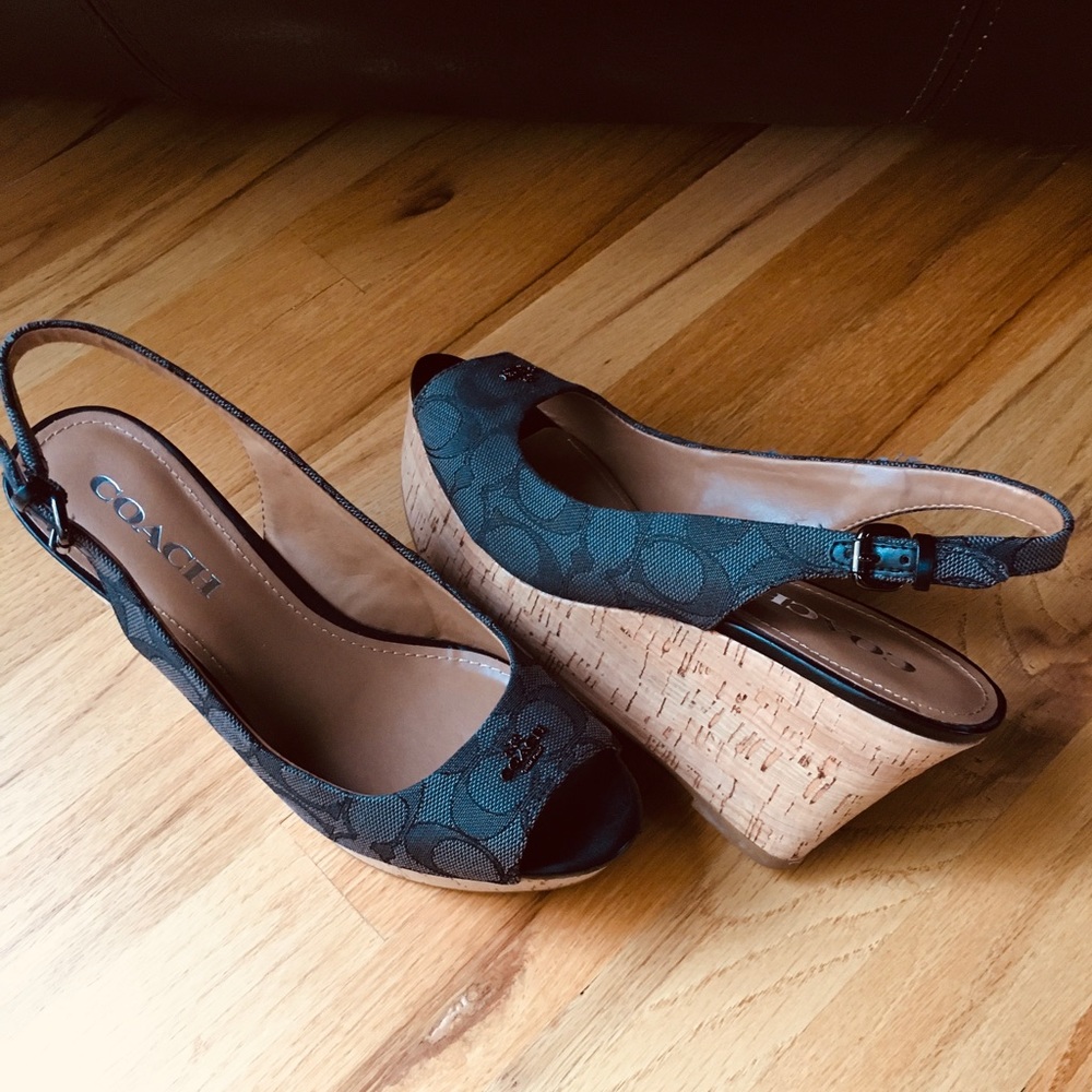 Coach signature print wedges leather- sz 7.5 - brand new NWOT